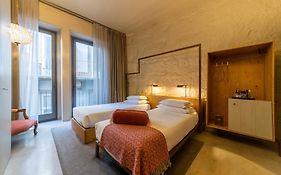 Armazem Luxury Housing- Architectural & Design Hotel